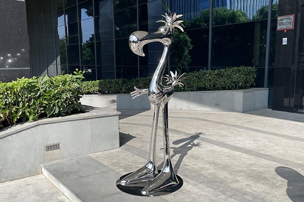 Stainless Steel Cartoon Bird Sculpture